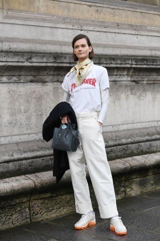 Δες όλους τους νέους τρόπους για να φορέσεις το λευκό σου τζιν αυτό το καλοκαίρι  Δες όλους τους νέους τρόπους για να φορέσεις το λευκό σου τζιν αυτό το καλοκαίρι