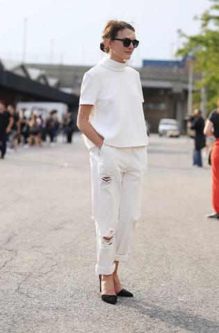 Δες όλους τους νέους τρόπους για να φορέσεις το λευκό σου τζιν αυτό το καλοκαίρι  Δες όλους τους νέους τρόπους για να φορέσεις το λευκό σου τζιν αυτό το καλοκαίρι