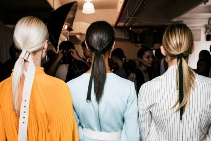 8 χτενίσματα για μακριά μαλλιά ώστε να μην ζεσταίνεσαι πολύ