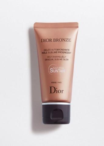 Βρήκαμε τα καλύτερα self-tanning προϊόντα που προτιμούν οι περισσότερες γυναίκες Βρήκαμε τα καλύτερα self-tanning προϊόντα που προτιμούν οι περισσότερες γυναίκες