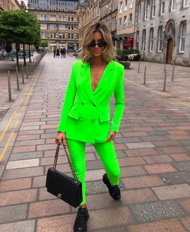 15 διαφορετικοί τρόποι να φορέσεις τις neon αποχρώσεις αυτό το καλοκαίρι