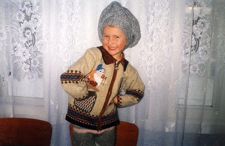 Το «κορίτσι του Τσέρνομπιλ» που γεννήθηκε και έζησε εκεί μετά το δυστύχημα του ’86 έγινε 20 ετών Το «κορίτσι του Τσέρνομπιλ» που γεννήθηκε και έζησε εκεί μετά το δυστύχημα του ’86 έγινε 20 ετών