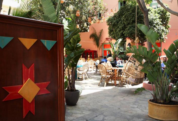 "Che Cocina y Barra Sudamericana" στο κέντρο του Πειραιά "Che Cocina y Barra Sudamericana" στο κέντρο του Πειραιά