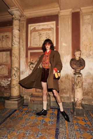 Ο Γιώργος Λάνθιμος φωτογραφίζει τη συλλογή Gucci Cruise 2020 Ο Γιώργος Λάνθιμος φωτογραφίζει τη συλλογή Gucci Cruise 2020