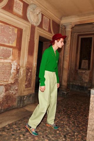 Ο Γιώργος Λάνθιμος φωτογραφίζει τη συλλογή Gucci Cruise 2020 Ο Γιώργος Λάνθιμος φωτογραφίζει τη συλλογή Gucci Cruise 2020
