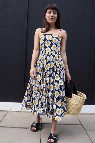 Daisy Print: Αυτό είναι το φλοράλ σχέδιο που έχουν λατρέψει όλες οι γυναίκες! Daisy Print: Αυτό είναι το φλοράλ σχέδιο που έχουν λατρέψει όλες οι γυναίκες!