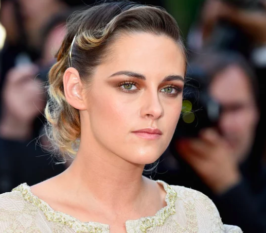 Εύκολα χτενίσματα που μπορείς να υιοθετήσεις όταν η θερμοκρασία χτυπάει κόκκινο Εύκολα χτενίσματα που μπορείς να υιοθετήσεις όταν η θερμοκρασία χτυπάει κόκκινο