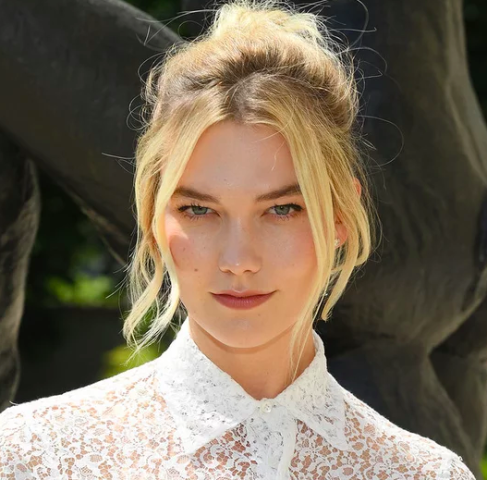 Εύκολα χτενίσματα που μπορείς να υιοθετήσεις όταν η θερμοκρασία χτυπάει κόκκινο Εύκολα χτενίσματα που μπορείς να υιοθετήσεις όταν η θερμοκρασία χτυπάει κόκκινο