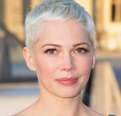 Έχεις πολύ λεπτή τρίχα; Αυτά είναι τα κατάλληλα κουρέματα για τα μαλλιά σου! Έχεις πολύ λεπτή τρίχα; Αυτά είναι τα κατάλληλα κουρέματα για τα μαλλιά σου!