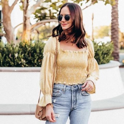 Να γιατί τα smock tops είναι τα πιο hot μπλουζάκια του καλοκαιριού