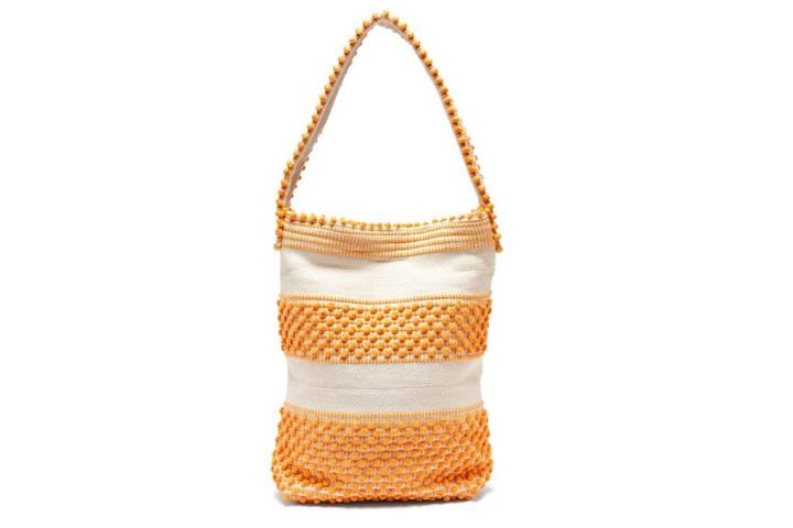 Βρήκαμε τις τσάντες που θα φορέσεις από το πρωί στην παραλία μέχρι το βράδυ στο μπαράκι Βρήκαμε τις τσάντες που θα φορέσεις από το πρωί στην παραλία μέχρι το βράδυ στο μπαράκι