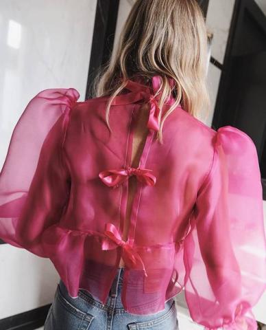 Δες ποια 5 tops είναι τα πιο δημοφιλή του καλοκαιριού!