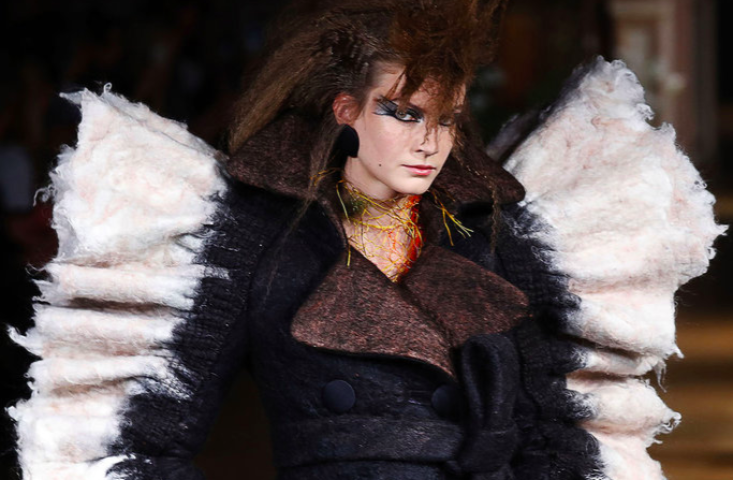 Οι top hairstylists μίλησαν: Αυτές είναι οι 6 νέες τάσεις για τα μαλλιά σου Οι top hairstylists μίλησαν: Αυτές είναι οι 6 νέες τάσεις για τα μαλλιά σου