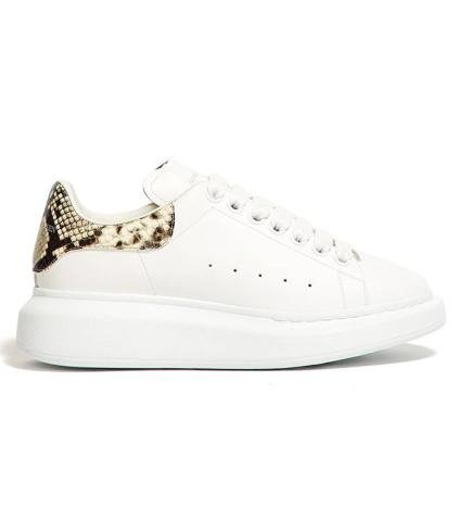 Κι όμως, οι γυναίκες ψάχνουν online για αυτά τα sneakers κάθε 2 λεπτά! Κι όμως, οι γυναίκες ψάχνουν online για αυτά τα sneakers κάθε 2 λεπτά!