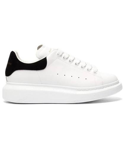 Κι όμως, οι γυναίκες ψάχνουν online για αυτά τα sneakers κάθε 2 λεπτά! Κι όμως, οι γυναίκες ψάχνουν online για αυτά τα sneakers κάθε 2 λεπτά!