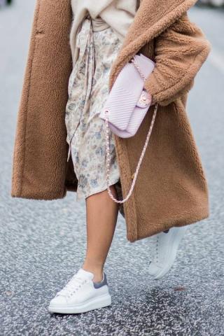 Κι όμως, οι γυναίκες ψάχνουν online για αυτά τα sneakers κάθε 2 λεπτά! Κι όμως, οι γυναίκες ψάχνουν online για αυτά τα sneakers κάθε 2 λεπτά!