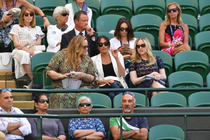 Η Meghan Markle σε επίσημη εμφάνιση χωρίς την Harry Η Meghan Markle σε επίσημη εμφάνιση χωρίς την Harry