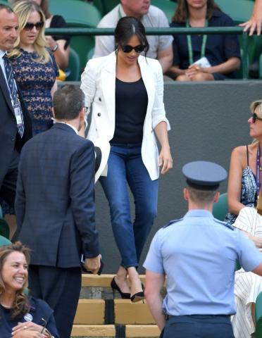 Η Meghan Markle σε επίσημη εμφάνιση χωρίς την Harry Η Meghan Markle σε επίσημη εμφάνιση χωρίς την Harry