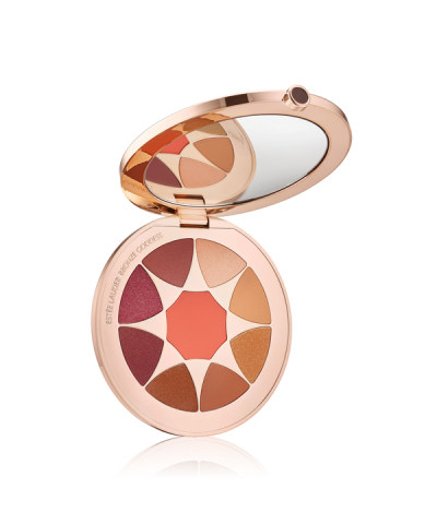 7 σκιές ματιών που αξίζει να προσθέσεις στο νεσεσέρ σου αυτό το καλοκαίρι