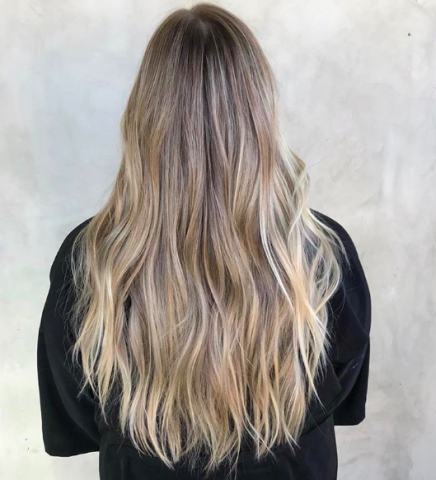 10 φανταστικές ιδέες για να τονίσεις το ξανθό χρώμα στα μαλλιά σου 10 φανταστικές ιδέες για να τονίσεις το ξανθό χρώμα στα μαλλιά σου