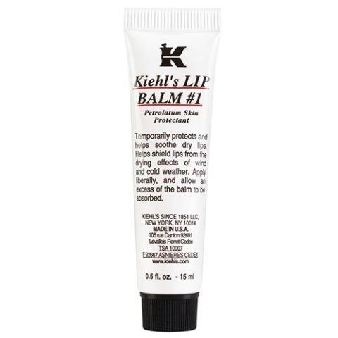 7 lip balms για απαλά χείλη και το καλοκαίρι 7 lip balms για απαλά χείλη και το καλοκαίρι