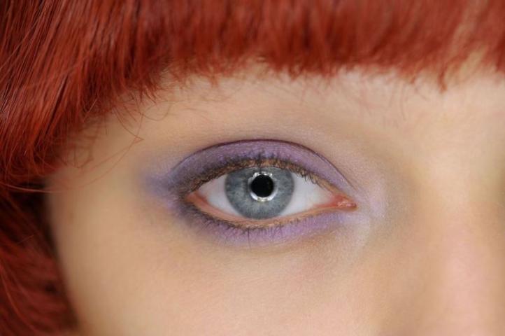 Rainbow eyes: Τα trends του καλοκαιριού επιβάλλουν χρώμα στα μάτια Rainbow eyes: Τα trends του καλοκαιριού επιβάλλουν χρώμα στα μάτια