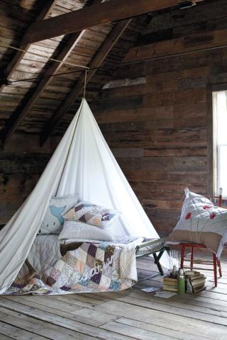 Μια ινδιάνικη σκηνή στο παιδικό υπνοδωμάτιο; Γιατί όχι; Μια ινδιάνικη σκηνή στο παιδικό υπνοδωμάτιο; Γιατί όχι;