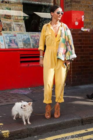 Office Look: Πως θα φορέσεις την ολόσωμη φόρμα στο γραφείο αυτό το καλοκαίρι Office Look: Πως θα φορέσεις την ολόσωμη φόρμα στο γραφείο αυτό το καλοκαίρι