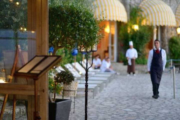 Κάπρι: Το μικρό αλλά πανέμορφο νησί της Νότιας Ιταλίας Κάπρι: Το μικρό αλλά πανέμορφο νησί της Νότιας Ιταλίας