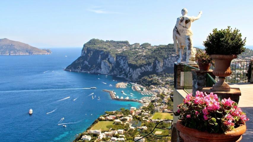 Κάπρι: Το μικρό αλλά πανέμορφο νησί της Νότιας Ιταλίας Κάπρι: Το μικρό αλλά πανέμορφο νησί της Νότιας Ιταλίας