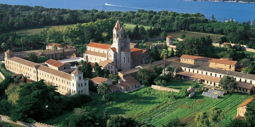 Το φεστιβάλ κινηματογράφου δεν είναι ο μόνος λόγος που αγαπάμε τις Κάννες Το φεστιβάλ κινηματογράφου δεν είναι ο μόνος λόγος που αγαπάμε τις Κάννες