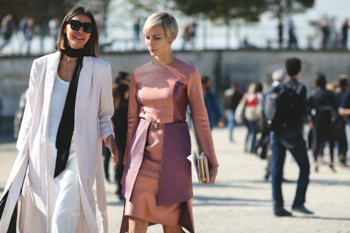 Δες ποιο είναι το αξεσουάρ που μπορεί να αλλάξει ολοκληρωτικά το outfit