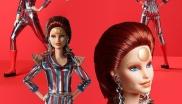 Ο Ντέιβιντ Μπάουι έγινε Barbie ως Ziggy Stardust